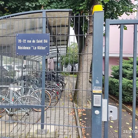 Kleber+ Parking+ Balcon Appartement *